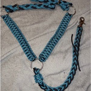 Mini horse breast collar